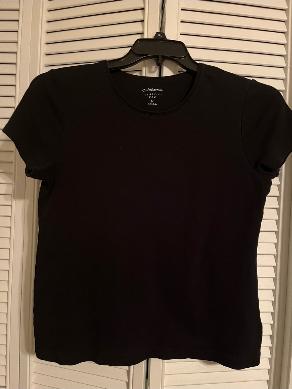 croft & barrow Black Short Sleeve Crewneck Tee - Women